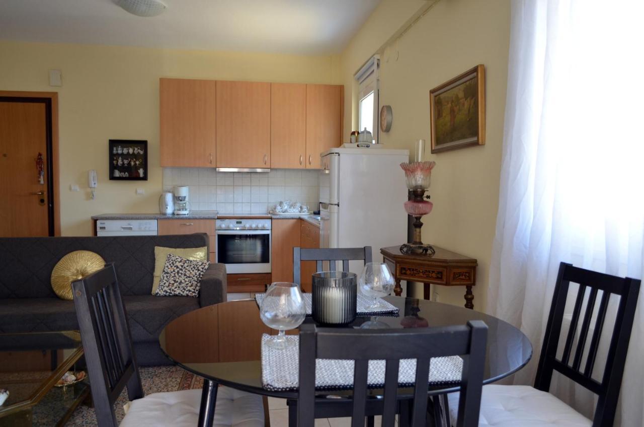 Delmare Dion Apartment Szaloniki Kültér fotó